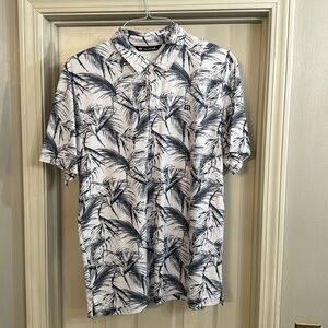 Travis Mathew, men’s polo size large